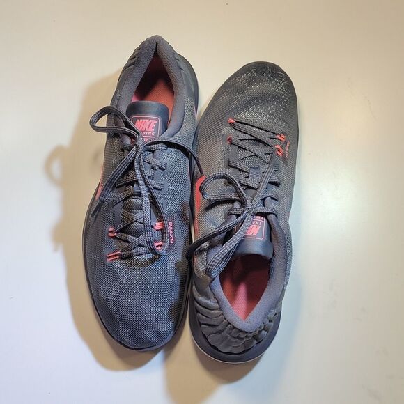 NIKE TRAINING FLEX SUPREME WOMEN"S SNEAKER - Picture 4 of 12